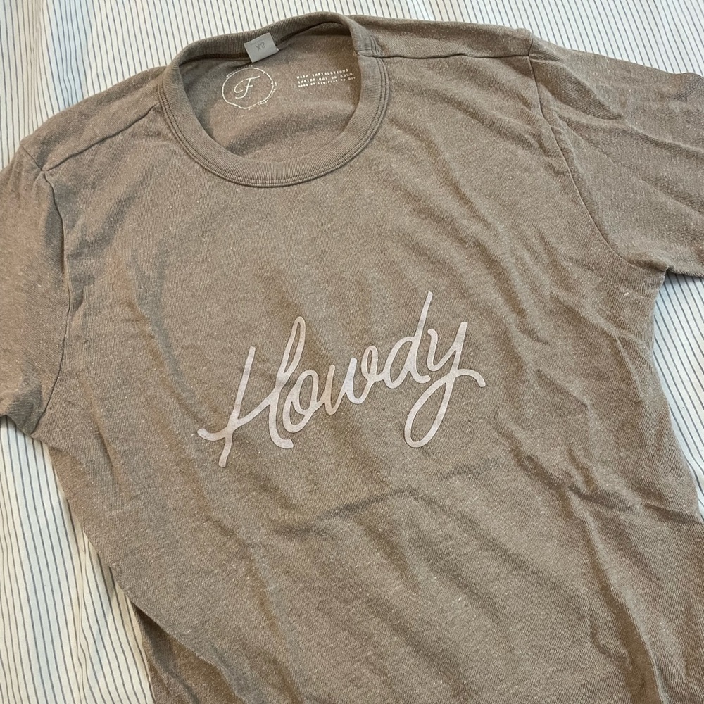 XS Howdy T-Shirt | cowboy core | western | yee haw